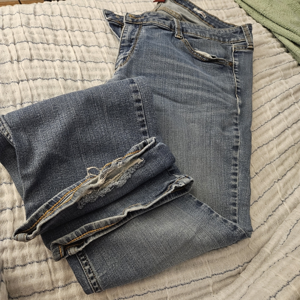 Jeans - Picture 3 of 7